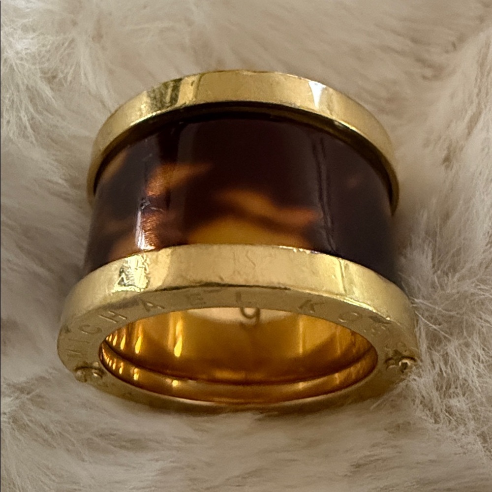 MICHAEL Michael Kors Gold and Brown Tortoise Shell Ring SZ 6 - Picture 2 of 6